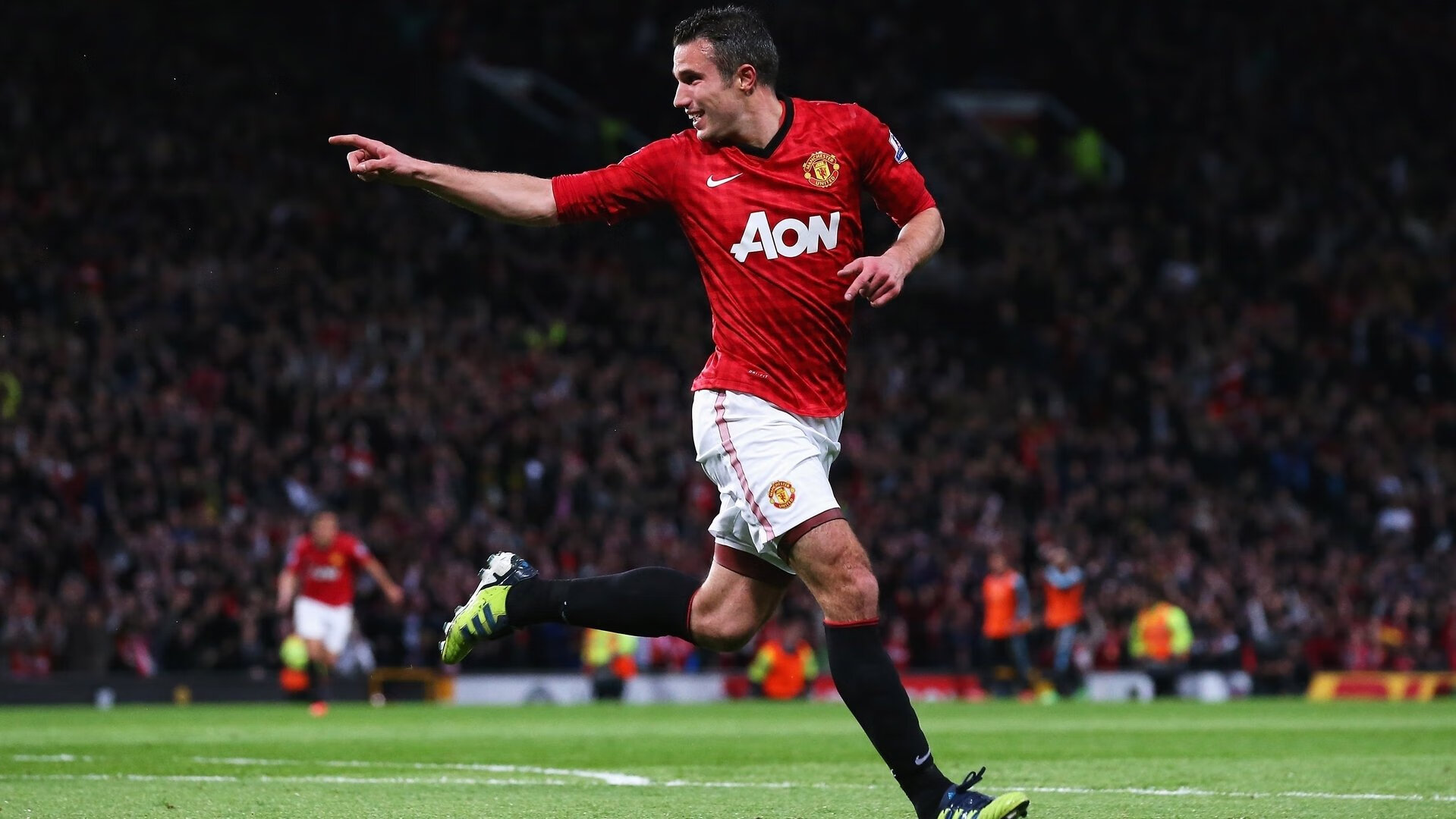 德罗巴重返赛场，大比分获胜首场状态出色，切尔西观众沸腾！比赛高潮迭起-开云体育